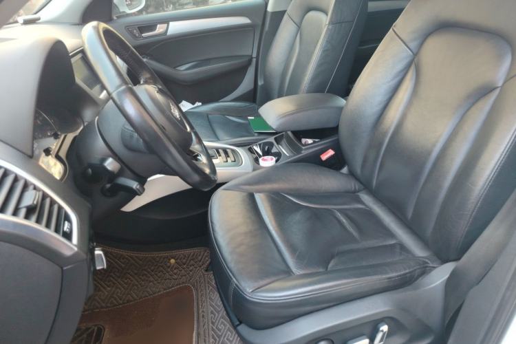 Used Audi Q5 2013 40 TFSI Technology Edition Left Front Seat