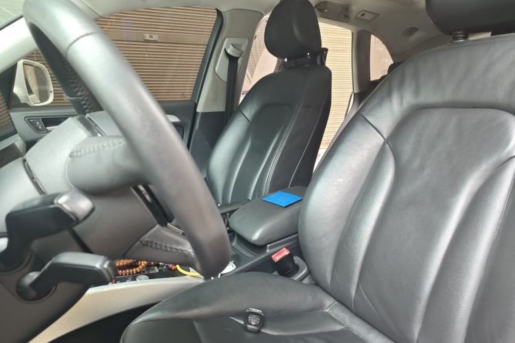Used Audi Q5 2013 40 TFSI Technology Edition Left Front Seat