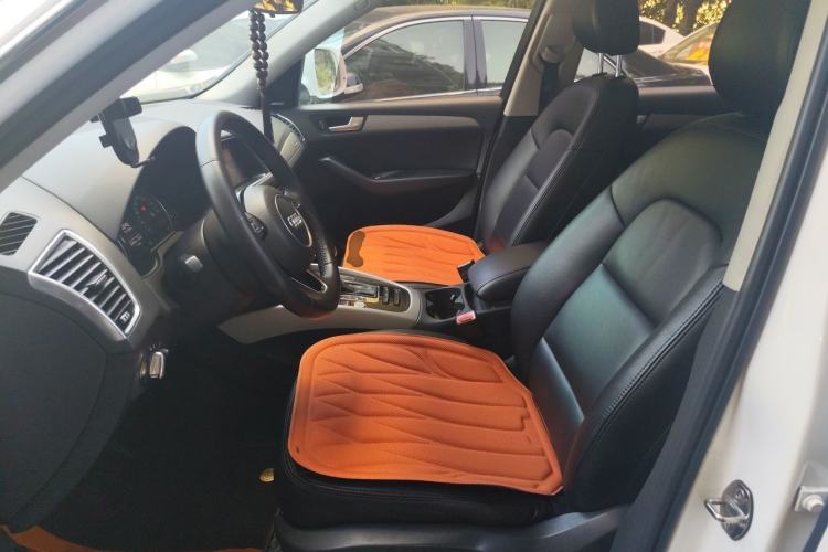 Used Audi Q5 2013 40 TFSI Ambition Left Front Seat