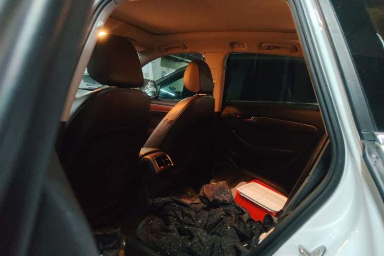 Used Audi Q5 2013 40 TFSI Comfort Edition Left Rear Seat