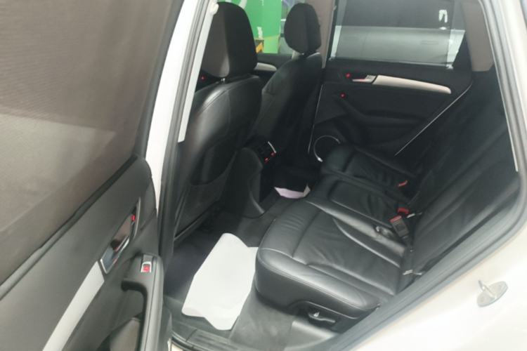 Used Audi Q5 2013 45 TFSI quattro Sport Edition Left Rear Seat