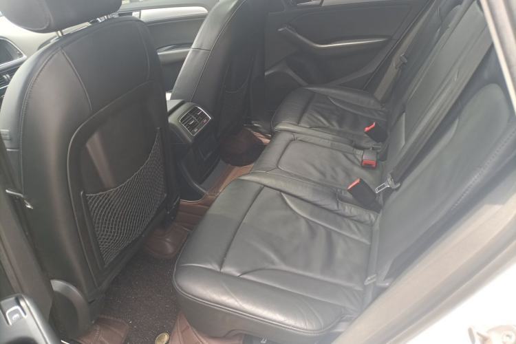 Used Audi Q5 2013 40 TFSI Technology Edition Left Rear Seat