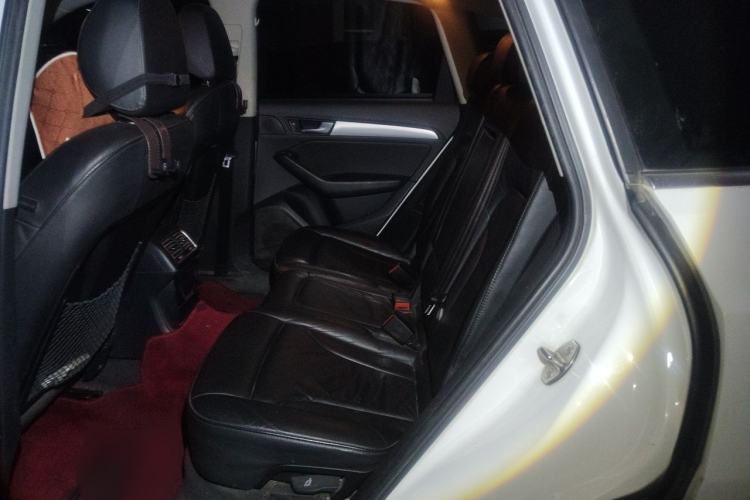 Used Audi Q5 2013 40 TFSI Technology Edition Left Rear Seat