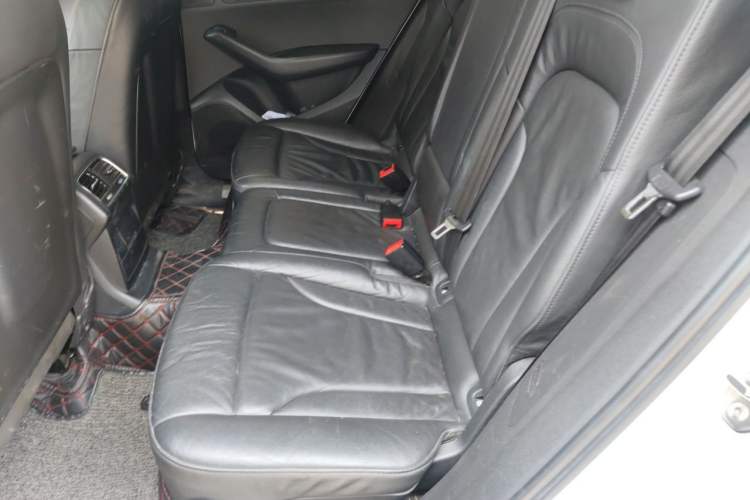 Used Audi Q5 2013 40 TFSI Technology Edition Left Rear Seat
