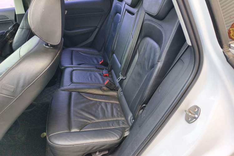 Used Audi Q5 2013 40 TFSI Technology Edition Left Rear Seat