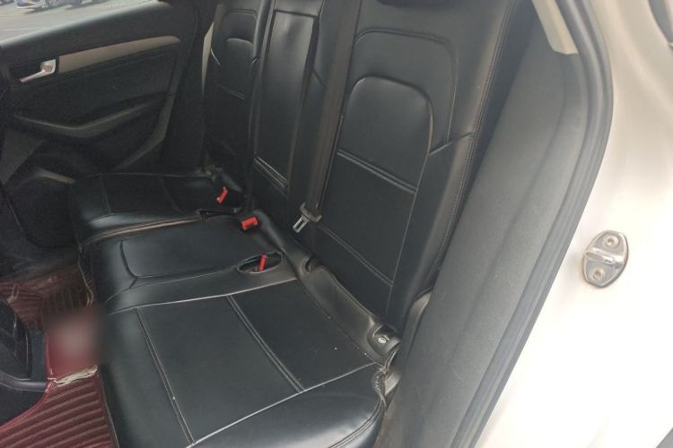Used Audi Q5 2013 40 TFSI Ambition Left Rear Seat