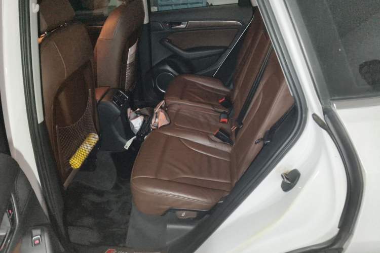 Used Audi Q5 2013 40 TFSI Comfort Edition Left Rear Seat