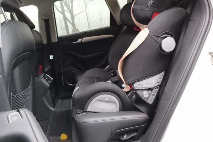 Used Audi Q5 2013 45 TFSI quattro Sport Edition Left Rear Seat