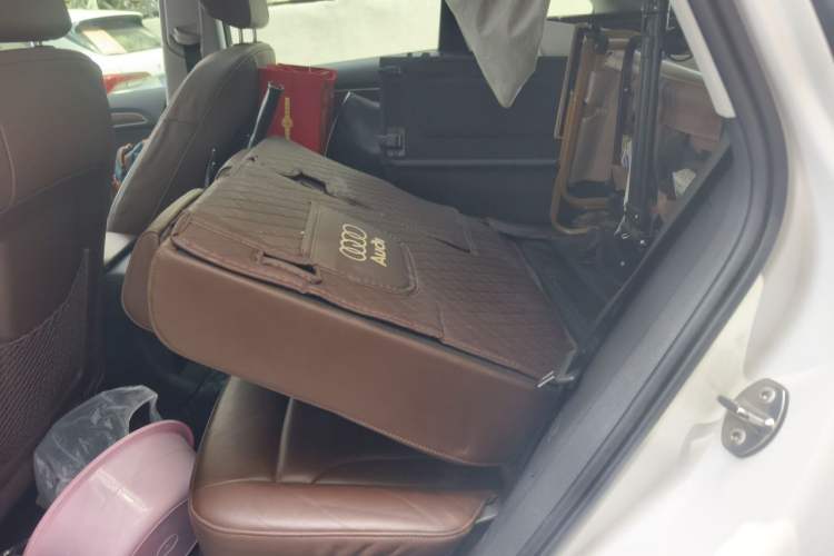 Used Audi Q5 2013 40 TFSI Comfort Edition Left Rear Seat