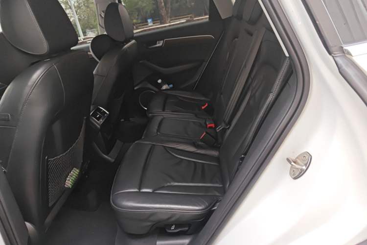 Used Audi Q5 2013 40 TFSI Comfort Edition Left Rear Seat