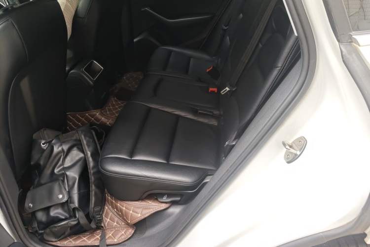 Used Audi Q5 2013 40 TFSI Ambition Left Rear Seat