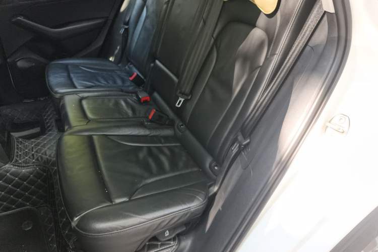 Used Audi Q5 2013 40 TFSI Technology Edition Left Rear Seat