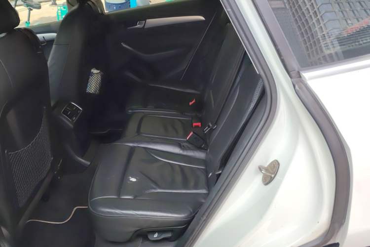 Used Audi Q5 2013 40 TFSI Technology Edition Left Rear Seat