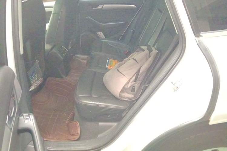 Used Audi Q5 2013 40 TFSI Technology Edition Left Rear Seat