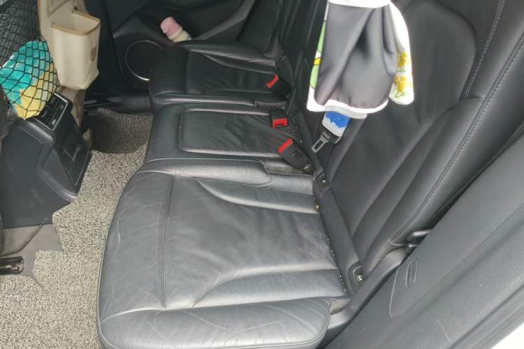 Used Audi Q5 2013 45 TFSI quattro Sport Edition Left Rear Seat