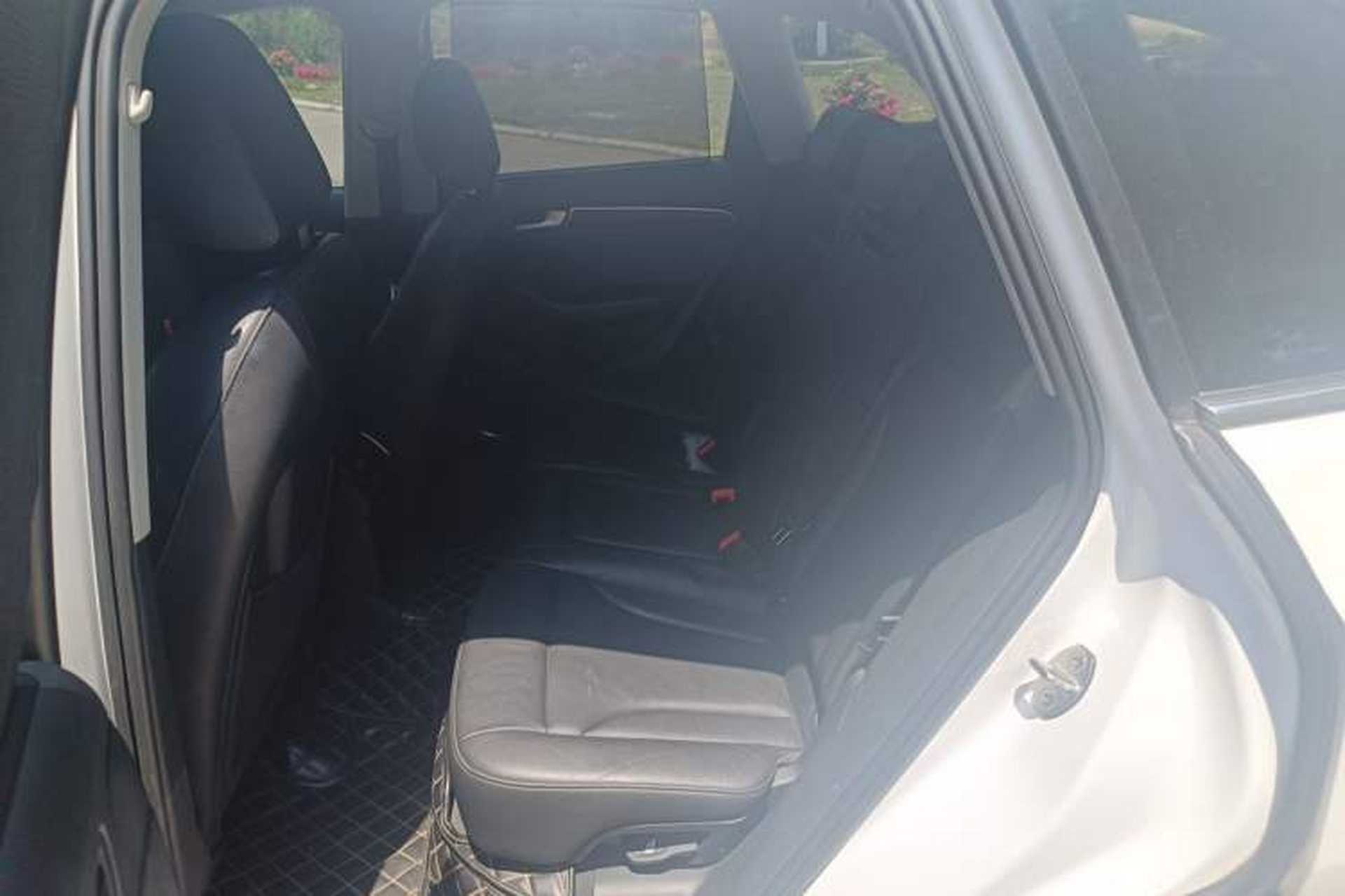 Used Audi Q5 2013 40 TFSI hybrid Left Rear Seat