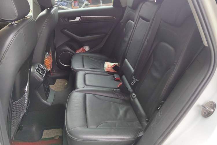 Used Audi Q5 2013 40 TFSI Comfort Edition Left Rear Seat
