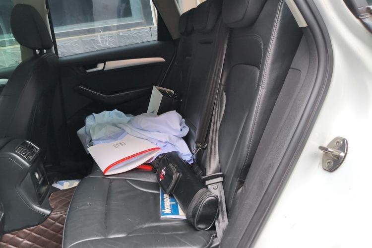 Used Audi Q5 2013 40 TFSI Technology Edition Left Rear Seat