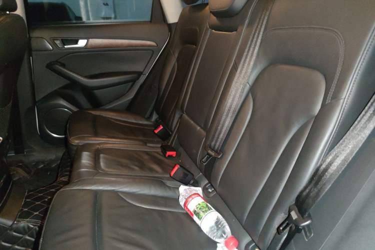 Used Audi Q5 2013 40 TFSI Comfort Edition Left Rear Seat