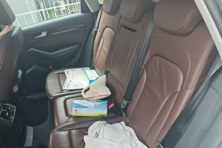 Used Audi Q5 2013 40 TFSI Technology Edition Left Rear Seat