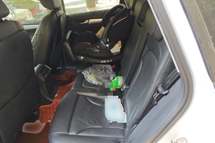 Used Audi Q5 2013 45 TFSI quattro Sport Edition Left Rear Seat