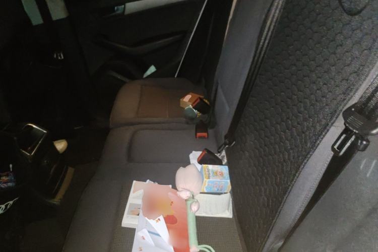 Used Audi Q5 2013 40 TFSI Ambition Left Rear Seat