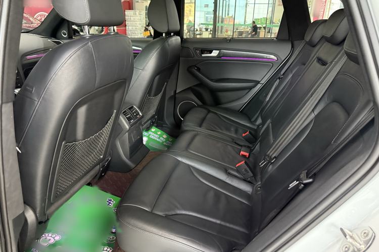 Used Audi Q5 2013 45 TFSI quattro Sport Edition Left Rear Seat