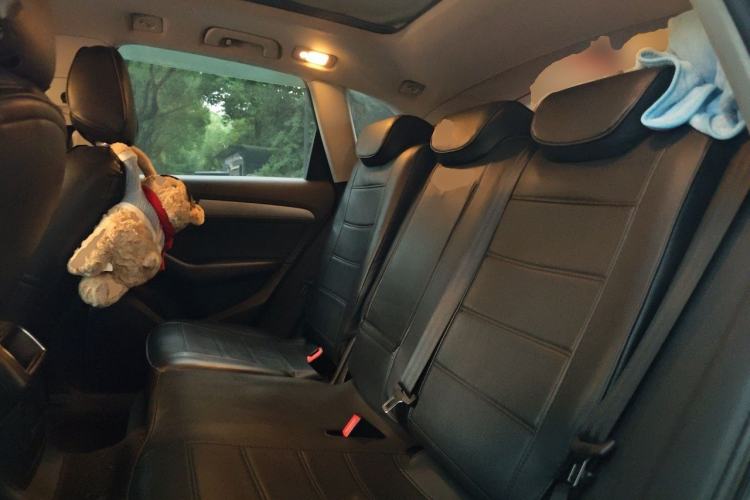 Used Audi Q5 2013 40 TFSI Ambition Left Rear Seat