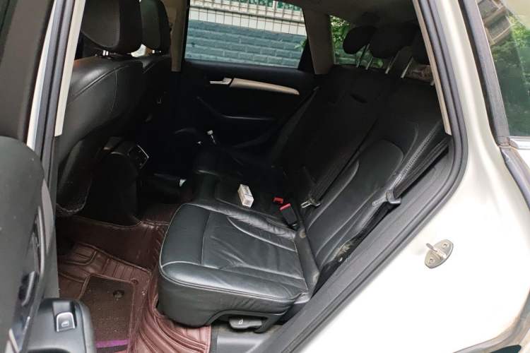 Used Audi Q5 2013 40 TFSI Technology Edition Left Rear Seat