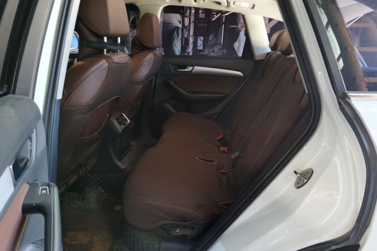 Used Audi Q5 2013 40 TFSI Technology Edition Left Rear Seat