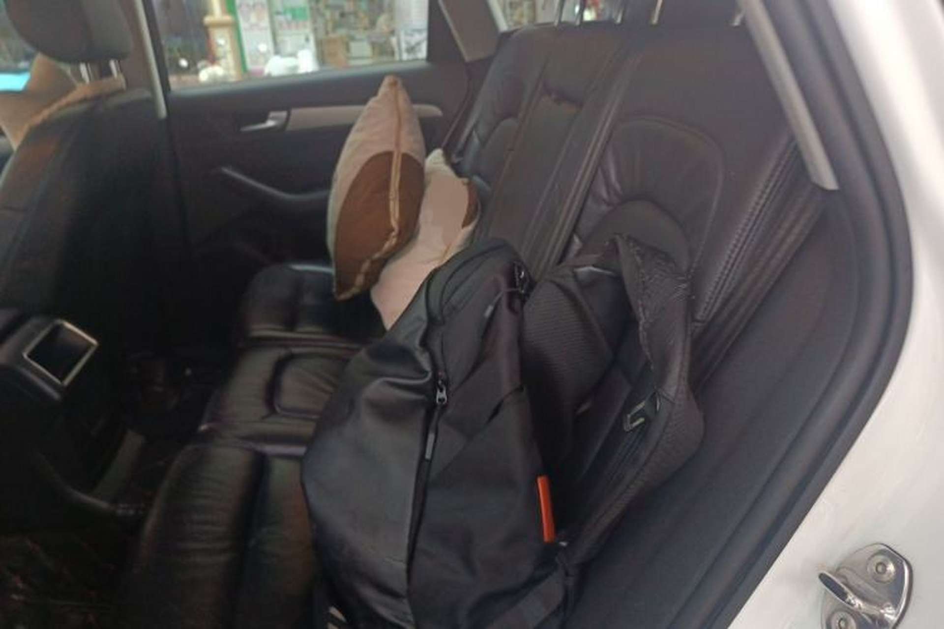 Used Audi Q5 2013 40 TFSI Ambition Left Rear Seat