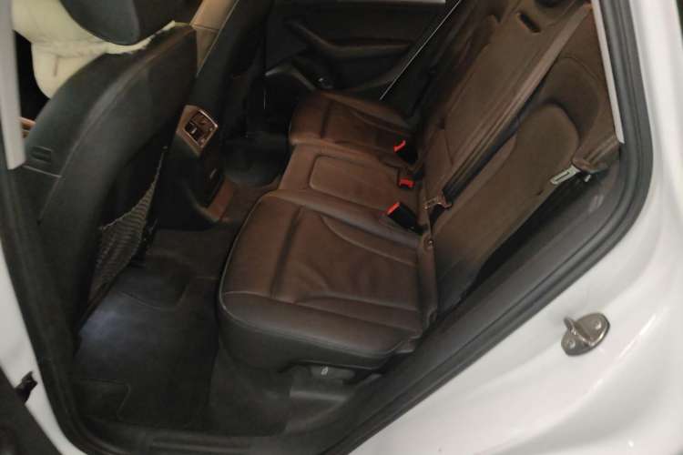 Used Audi Q5 2013 40 TFSI Technology Edition Left Rear Seat
