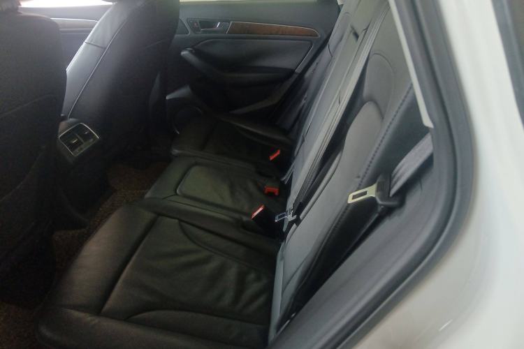 Used Audi Q5 2013 40 TFSI Comfort Edition Left Rear Seat