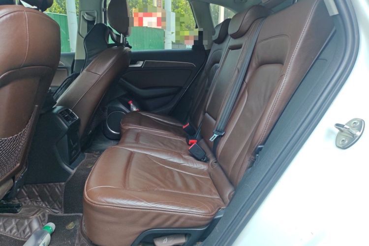 Used Audi Q5 2013 40 TFSI Comfort Edition Left Rear Seat