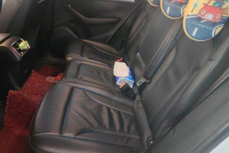 Used Audi Q5 2013 40 TFSI Technology Edition Left Rear Seat