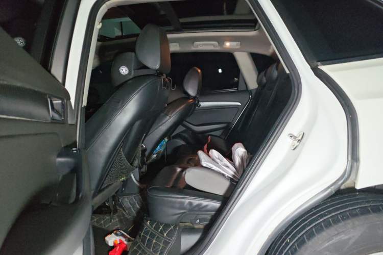 Used Audi Q5 2013 40 TFSI Technology Edition Left Rear Seat