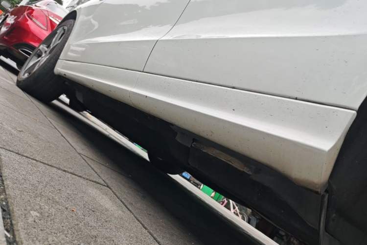Used Audi Q5 2013 45 TFSI quattro Sport Edition Left Side Sill