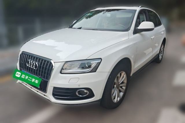Ojetý Audi Q5 2013 40 TFSI Technology Edition