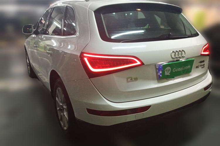 Used Audi Q5 2013 40 TFSI Ambition Rear Left 45 Deg