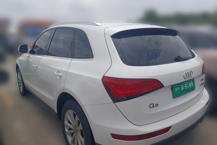 Used Audi Q5 2013 40 TFSI Technology Edition Rear Left 45 Deg