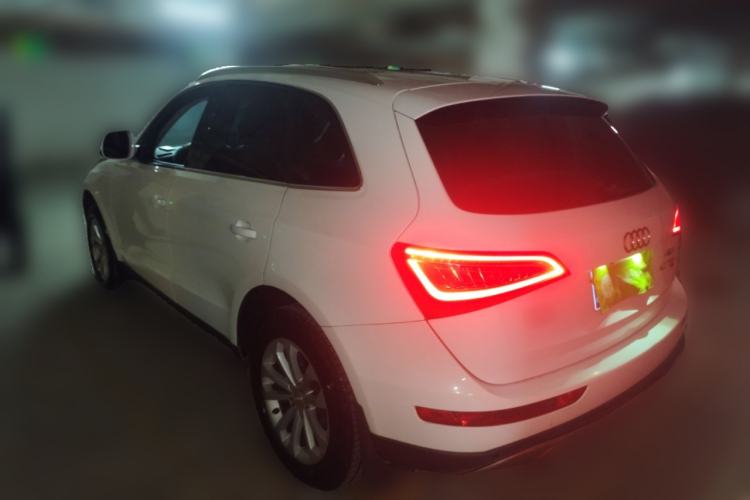 Used Audi Q5 2013 40 TFSI Technology Edition Rear Left 45 Deg