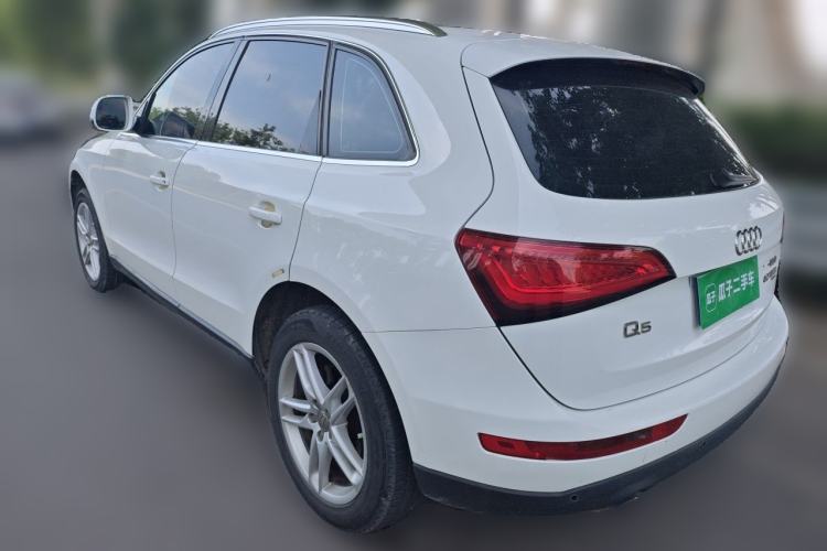 Used Audi Q5 2013 40 TFSI Technology Edition Rear Left 45 Deg