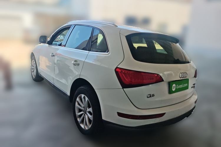 Used Audi Q5 2013 40 TFSI Technology Edition Rear Left 45 Deg