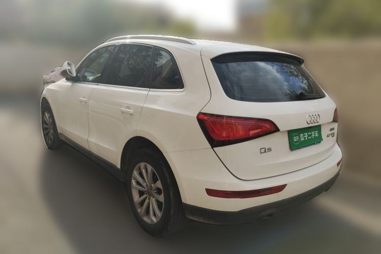 Used Audi Q5 2013 40 TFSI Technology Edition Rear Left 45 Deg