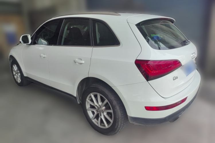 Used Audi Q5 2013 40 TFSI Ambition Rear Left 45 Deg
