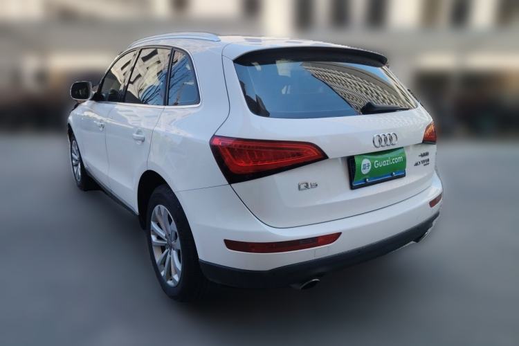 Used Audi Q5 2013 40 TFSI Technology Edition Rear Left 45 Deg