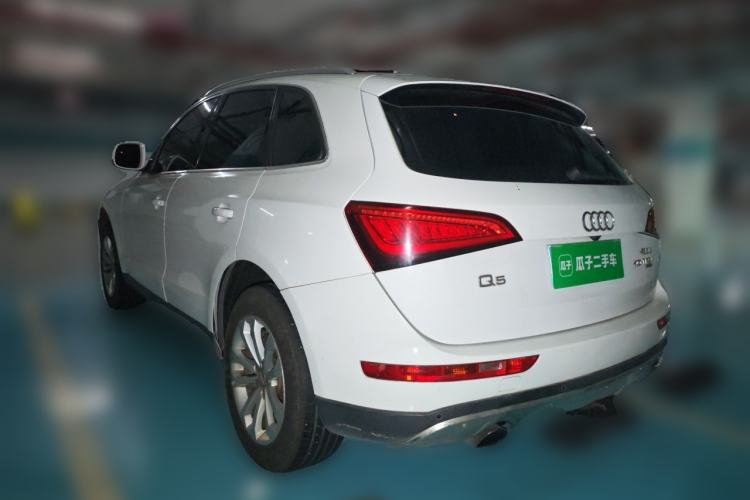 Used Audi Q5 2013 40 TFSI Technology Edition Rear Left 45 Deg