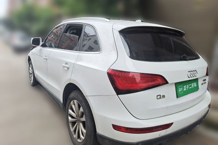 Used Audi Q5 2013 40 TFSI Technology Edition Rear Left 45 Deg
