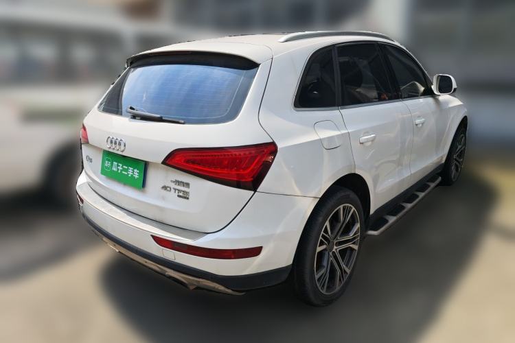 Used Audi Q5 2013 40 TFSI Technology Edition Rear Right 45 Deg