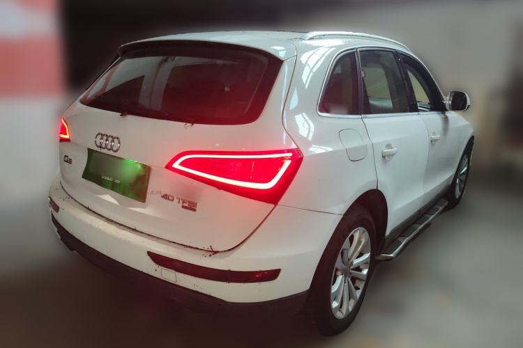 Used Audi Q5 2013 40 TFSI Technology Edition Rear Right 45 Deg